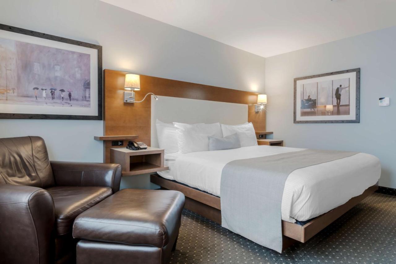 Best Western Plus Woodstock Hotel Conference Centre Екстериор снимка
