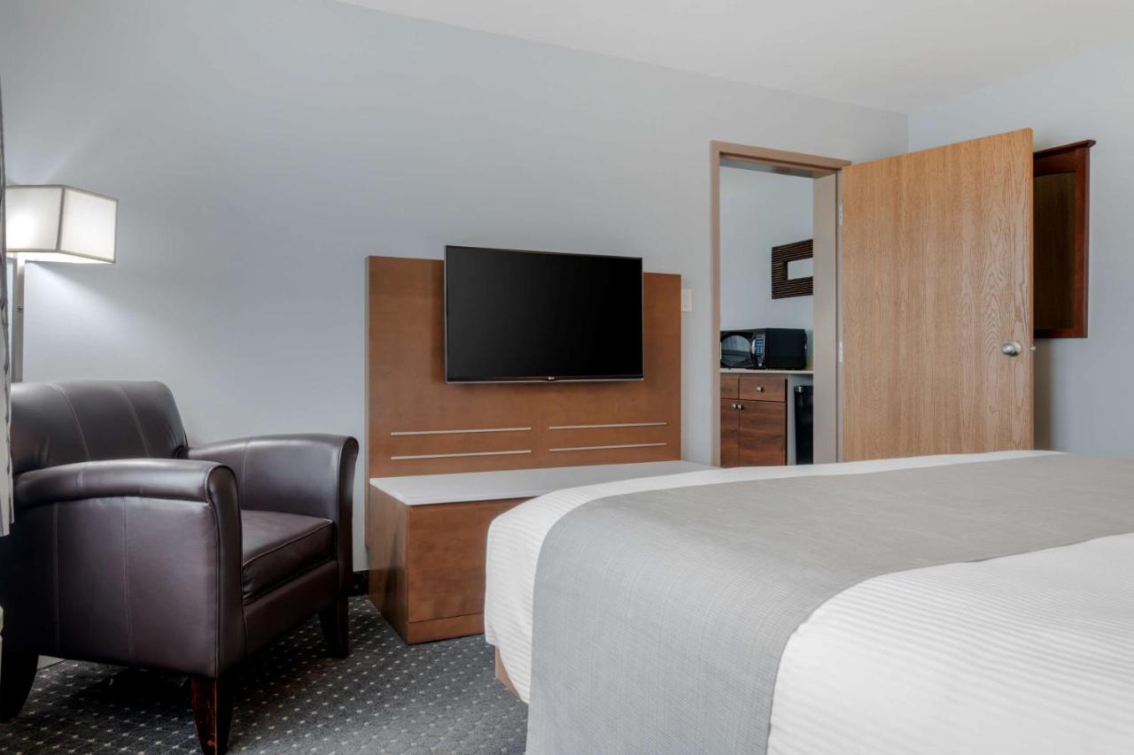 Best Western Plus Woodstock Hotel Conference Centre Екстериор снимка