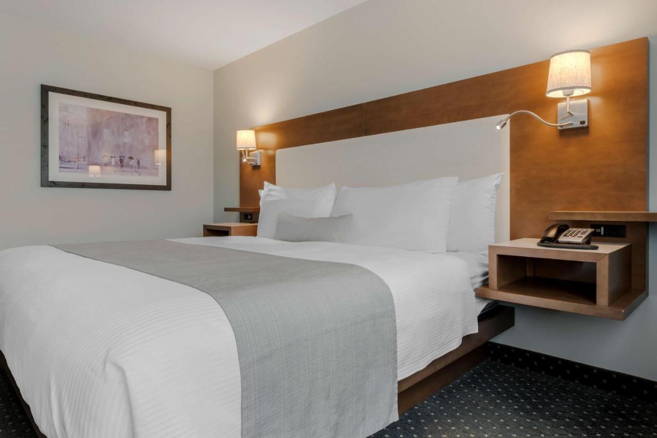 Best Western Plus Woodstock Hotel Conference Centre Екстериор снимка