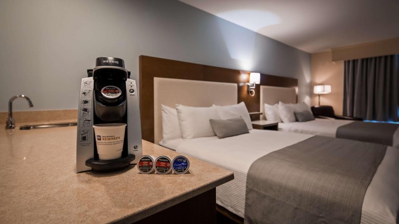 Best Western Plus Woodstock Hotel Conference Centre Екстериор снимка