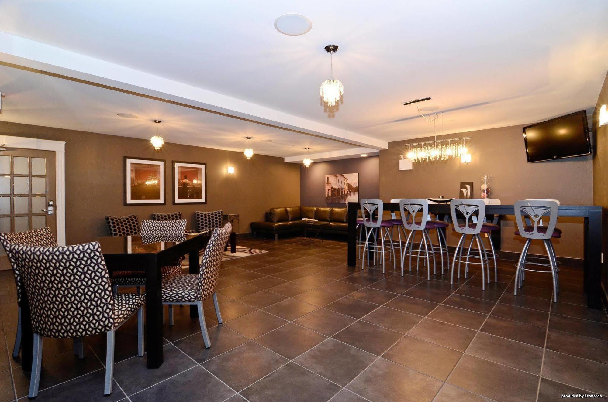 Best Western Plus Woodstock Hotel Conference Centre Екстериор снимка